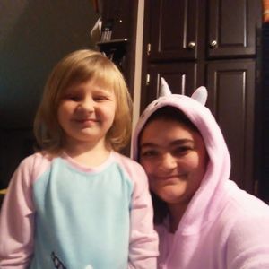 Meet your Posher, Leeann